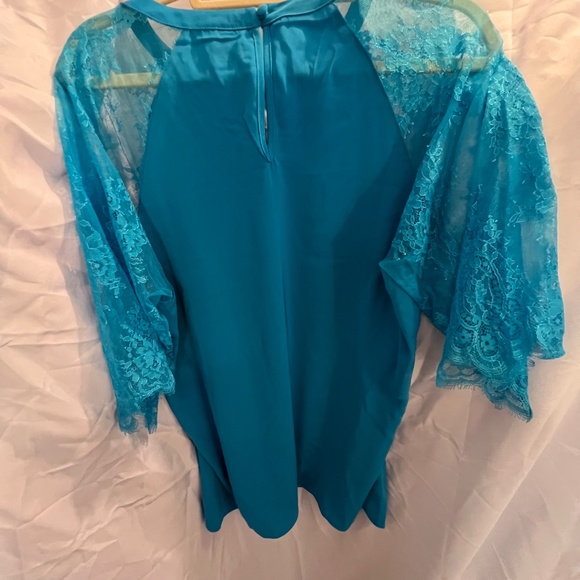 Top - Picture 2 of 3